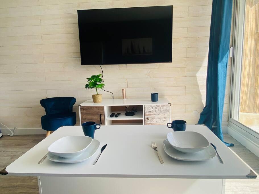 Le Calypso, Magnifique Appartement Piscine Et Vue Somptueuse 塞特港 外观 照片